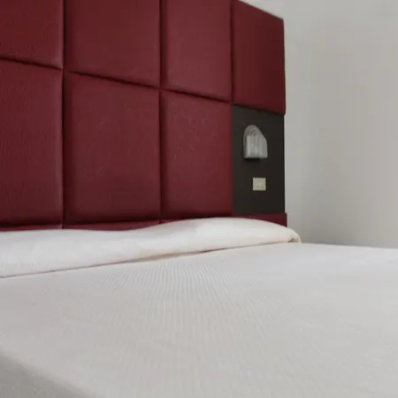 Splendid Hotel 2*