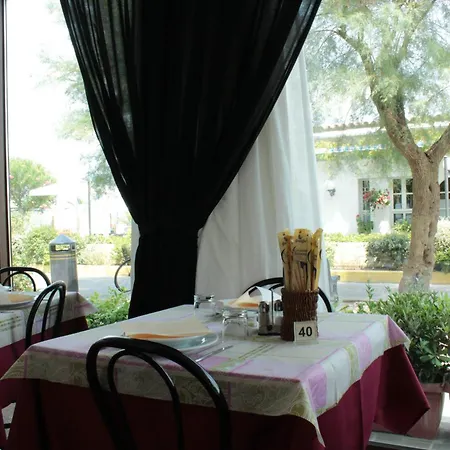 Splendid فندق 2*