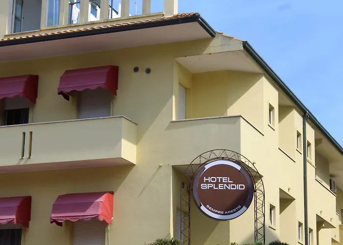 Szálloda Splendid Gabicce Mare