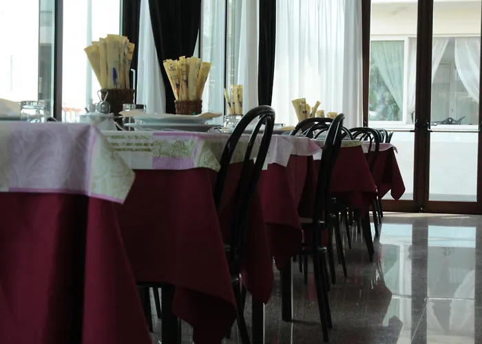 Splendid Szálloda 2*